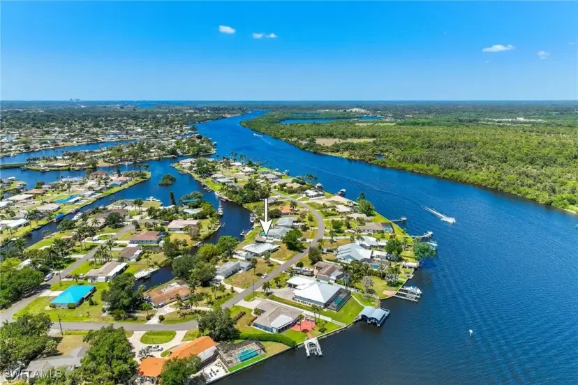 Picture of 13821 River Forest Dr, Fort Myers FL 33905