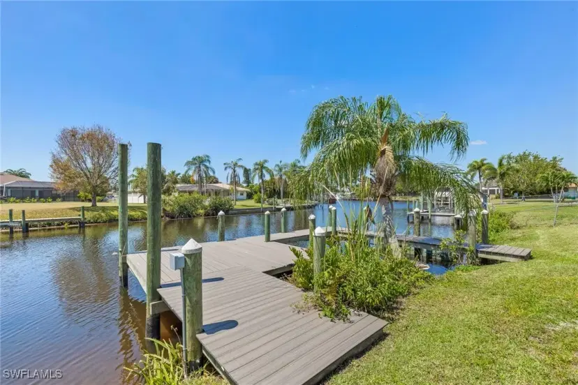 Picture of 13821 River Forest Dr, Fort Myers FL 33905
