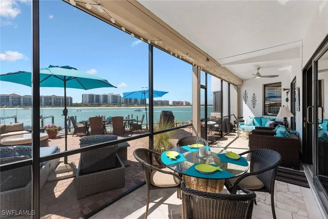 Picture of 504 La Peninsula Blvd 504, Naples, FL 34113