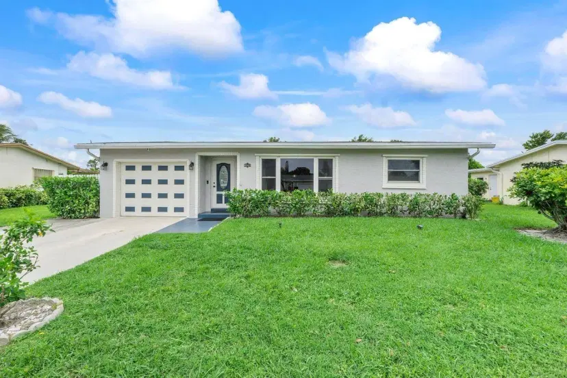 Picture of 14598 Sunny Waters Ln, Delray Beach FL 33484