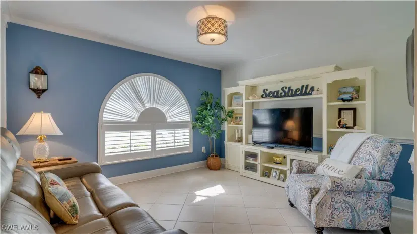 Picture of 2224 SE 5Th Ct, Cape Coral FL 33990