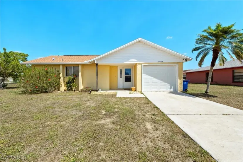 Picture of 10746 Lemontree Ct, Lehigh Acres FL 33936