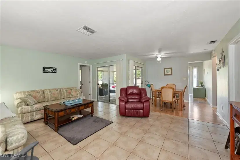 Picture of 10746 Lemontree Ct, Lehigh Acres FL 33936