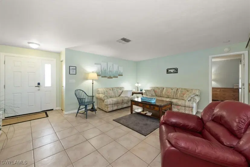 Picture of 10746 Lemontree Ct, Lehigh Acres FL 33936