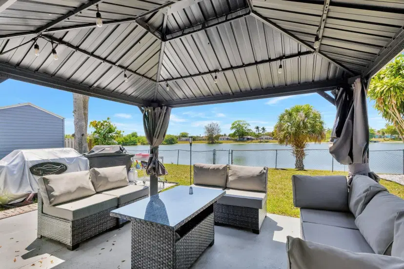 Picture of 1099 Harmony Way, Royal Palm Beach FL 33411