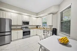 Picture of 1465 Mariposa Cir 103, Naples, FL 34105