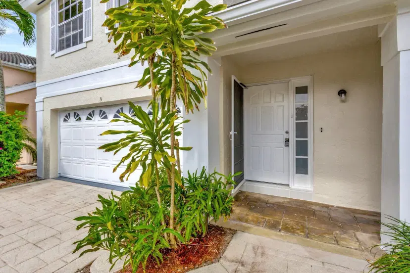 Picture of 9 Admirals Court, Palm Beach Gardens FL 33418