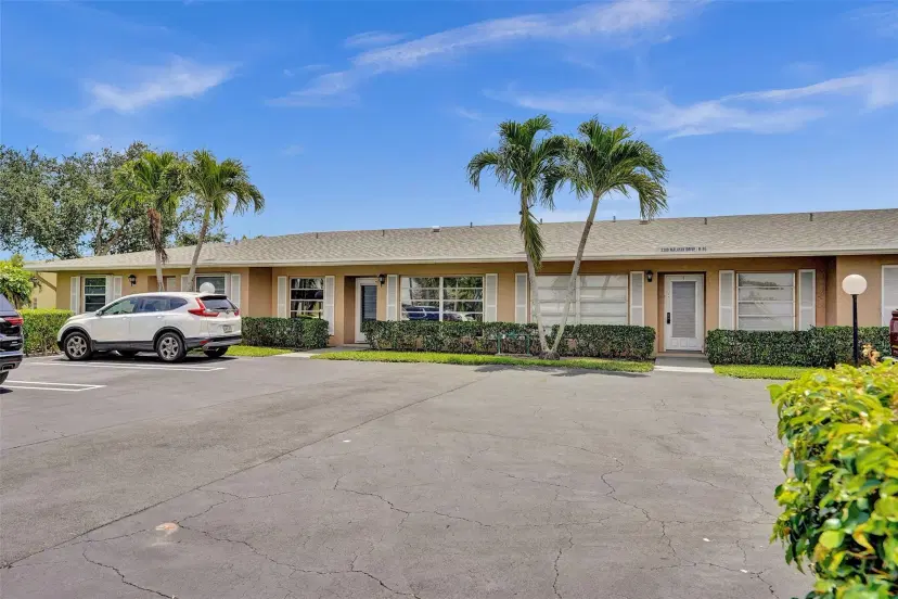 Picture of 2380 Malayan Dr B, Delray Beach FL 33445