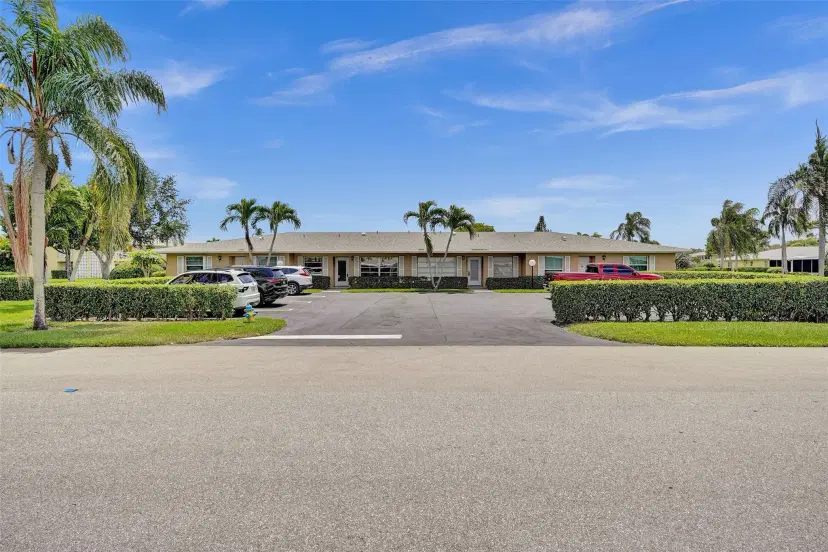 Picture of 2380 Malayan Dr B, Delray Beach FL 33445
