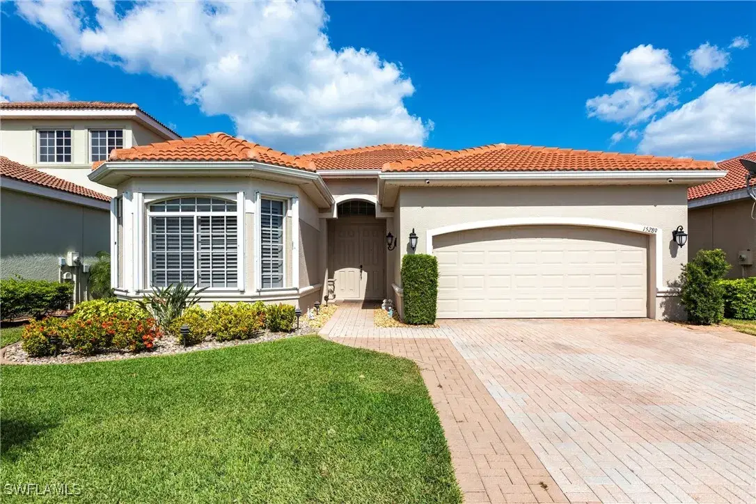 Picture of 15289 Laguna Hills Dr, Fort Myers, FL 33908
