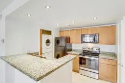 Picture of 4221 W Mcnab Road 28, Pompano Beach, FL 33069