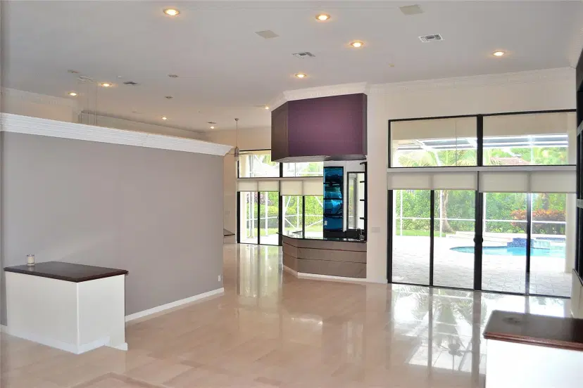 Picture of 131 Dockside Cir, Weston FL 33327