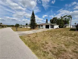 Picture of 320 Hollywood St, Lehigh Acres, FL 33936