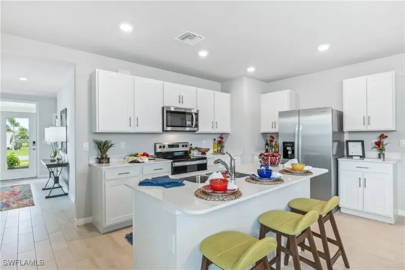 Picture of 2703 Star Coral Dr, North Fort Myers FL 33903