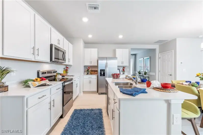 Picture of 2703 Star Coral Dr, North Fort Myers FL 33903