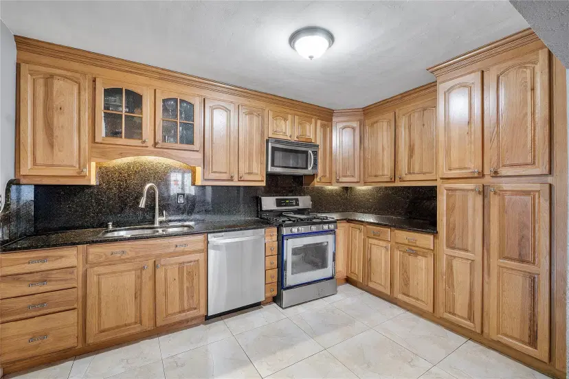 Picture of 5517 NE 6Th Ave, Fort Lauderdale FL 33334