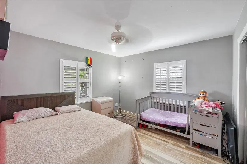 Picture of 5517 NE 6Th Ave, Fort Lauderdale FL 33334