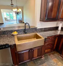 Picture of 280 W Naomi Dr 1, Naples, FL 34104