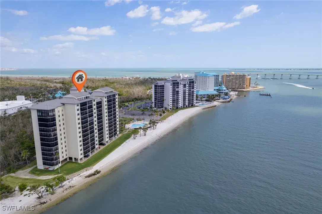Picture of 17080 Harbour Point Dr 816, Fort Myers, FL 33908
