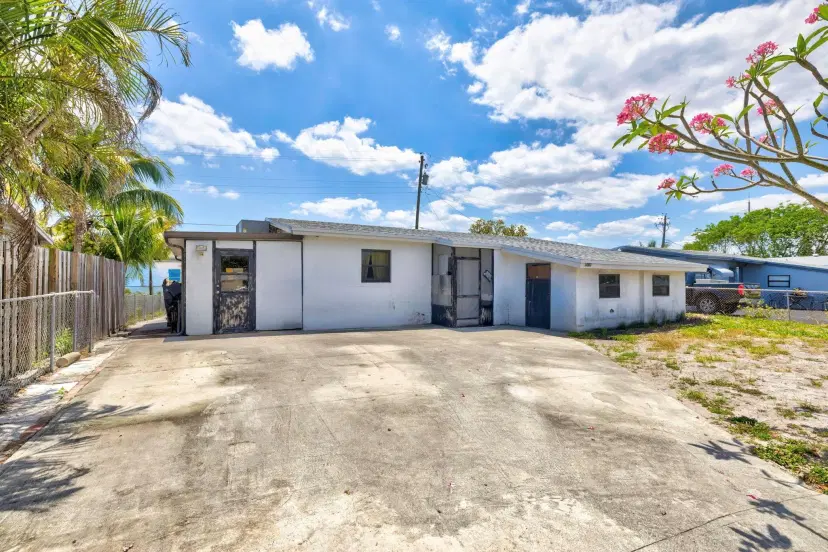 Picture of 1000 NE 52Nd Ct, Deerfield Beach FL 33064
