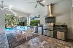 Picture of 9400 Night Heron Ln, Naples, FL 34120