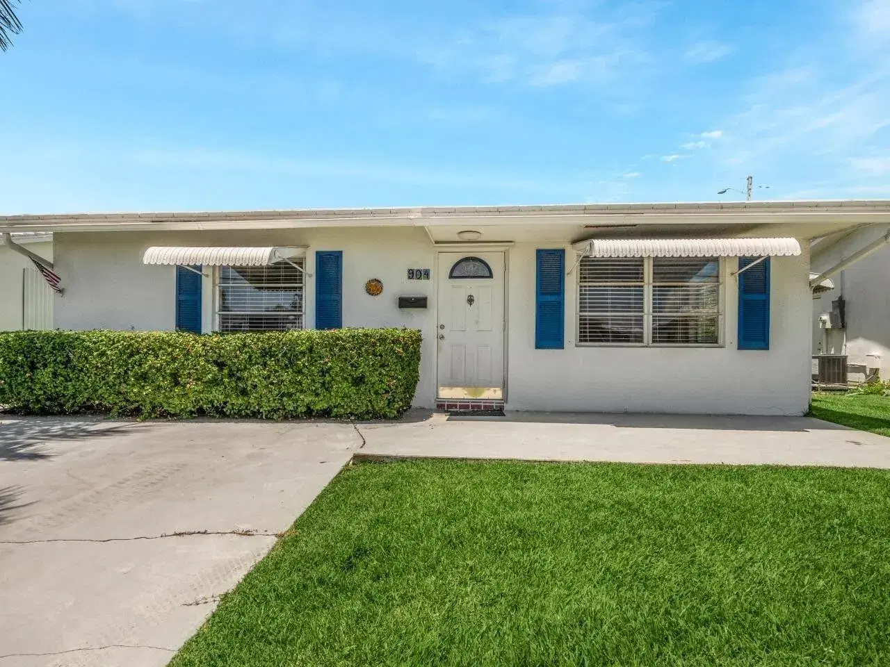 Picture of 904 SW 24Th Street, Boynton Beach, FL 33426