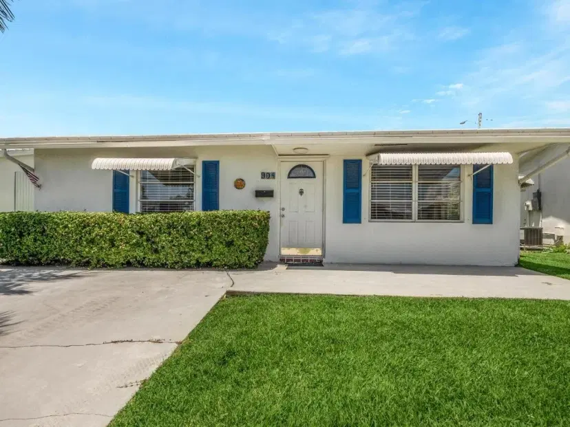 Picture of 904 SW 24Th Street, Boynton Beach FL 33426