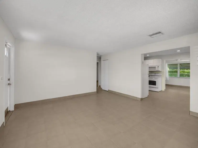 Picture of 904 SW 24Th Street, Boynton Beach FL 33426