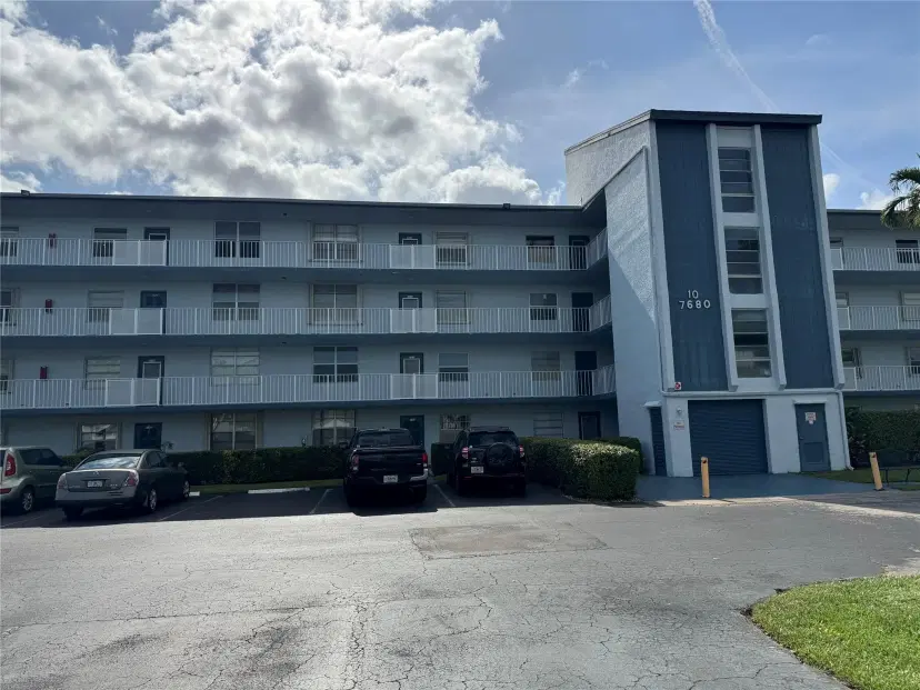 Picture of 7680 NW 18Th St 201, Margate FL 33063