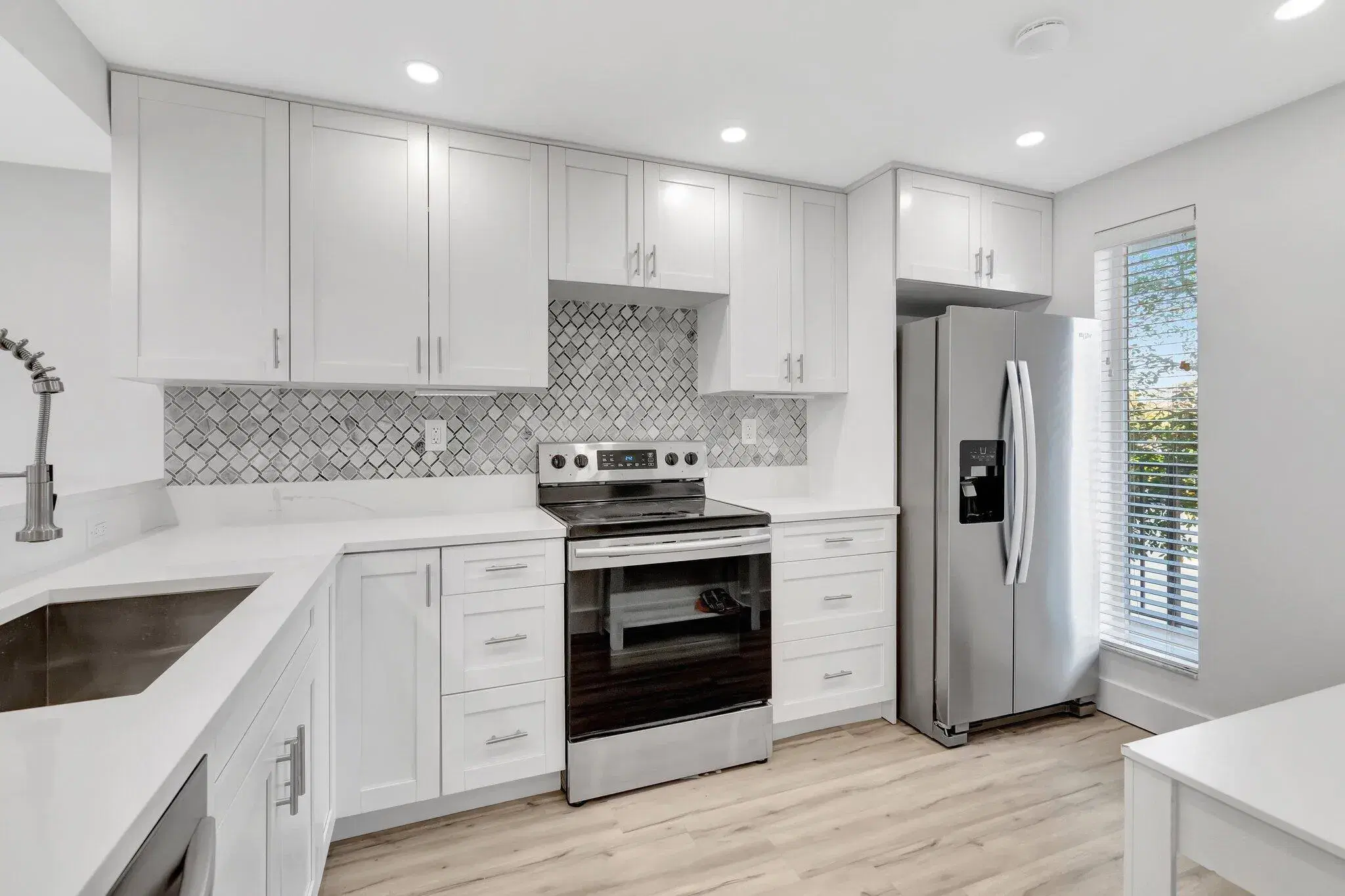 Picture of 15 Royal Palm Way 2060, Boca Raton, FL 33432