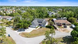 Picture of 8045 Cypress Dr S, Fort Myers, FL 33967