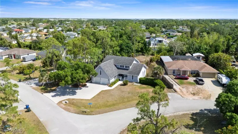Picture of 8045 Cypress Dr S, Fort Myers FL 33967