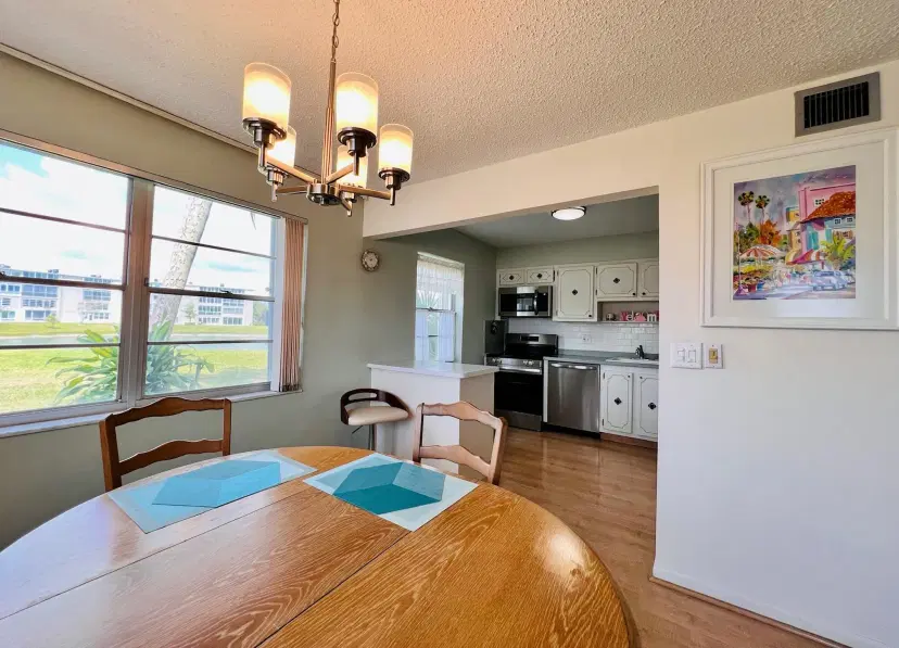 Picture of 101 Wellington A, West Palm Beach FL 33417