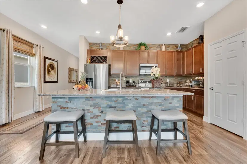 Picture of 5770 NW Pine Trail Cir, Port St Lucie FL 34983