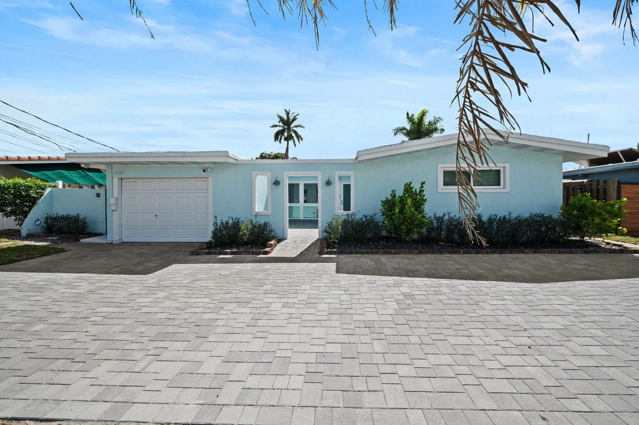 Picture of 2436 Gulfstream Ln, Fort Lauderdale, FL 33312