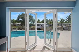 Picture of 2436 Gulfstream Ln, Fort Lauderdale, FL 33312