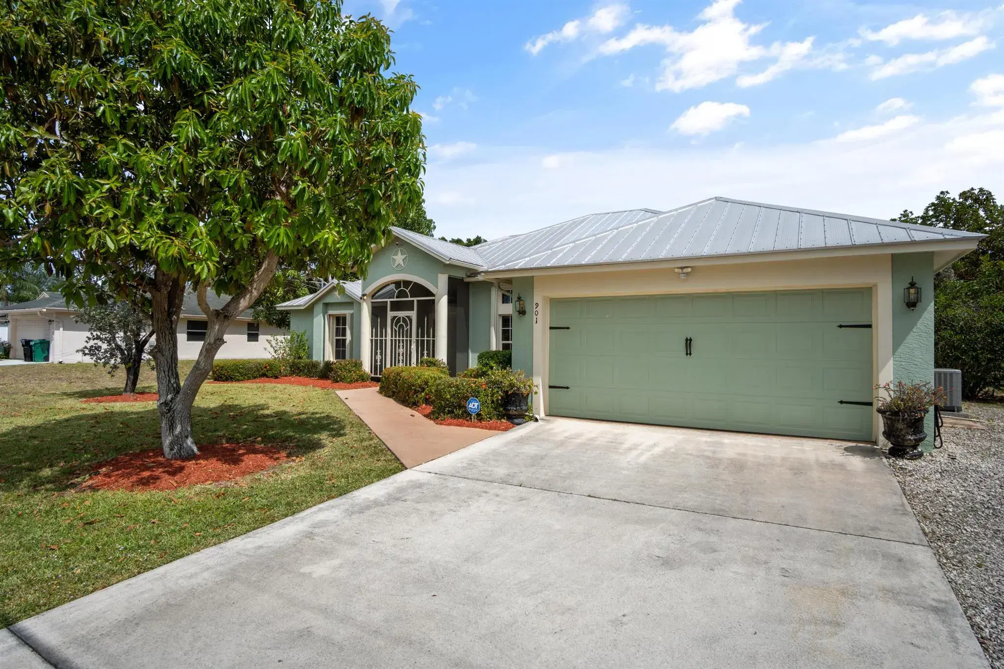 Picture of 901 SW Idol Avenue, Port St Lucie, FL 34953