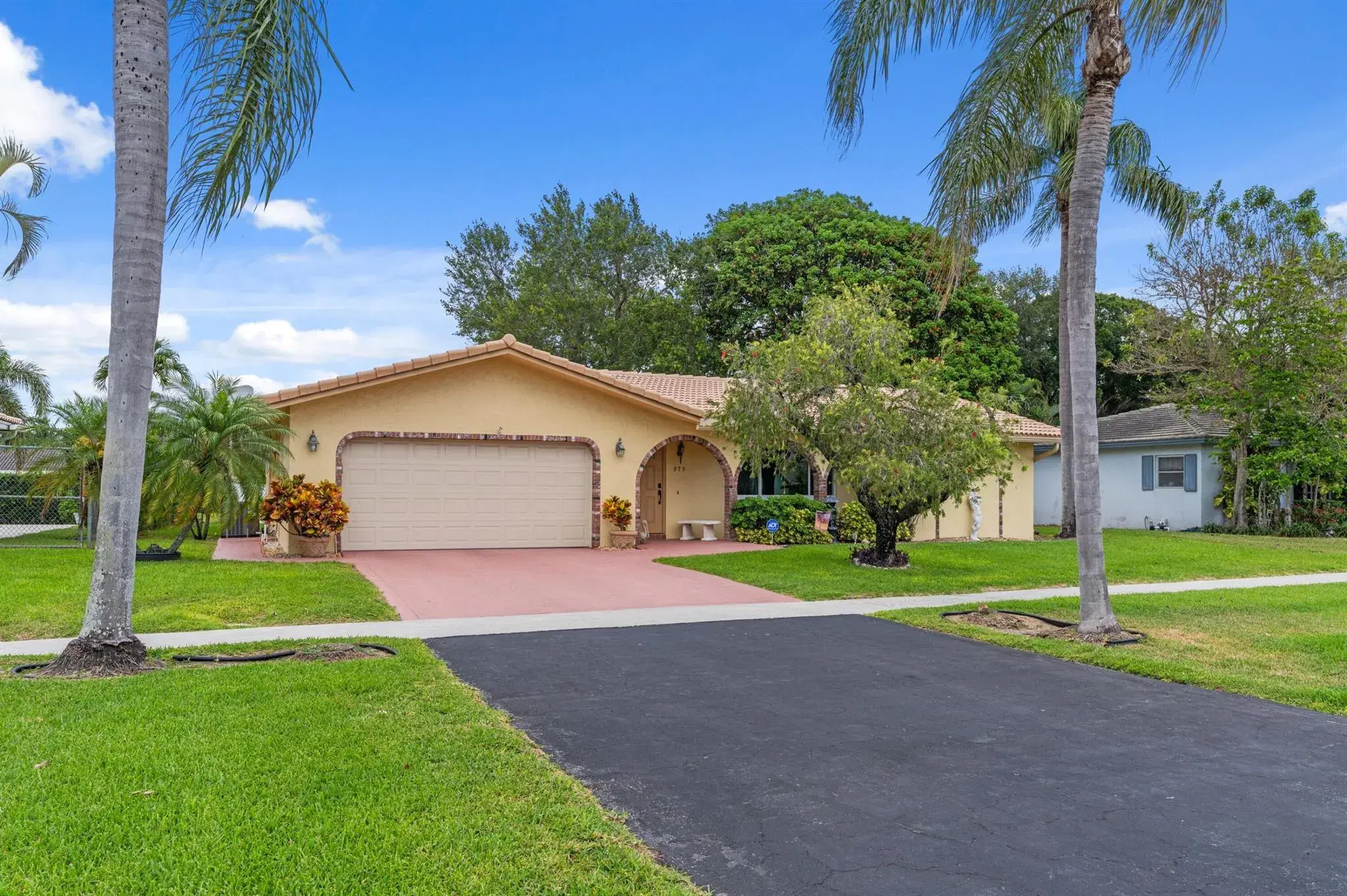 Picture of 979 NW 8Th Street, Boca Raton, FL 33486