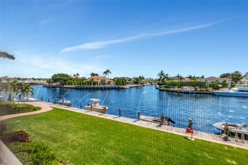 Picture of 390 N Federal Hwy 202, Deerfield Beach FL 33441
