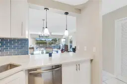 Picture of 390 N Federal Hwy 202, Deerfield Beach, FL 33441