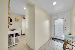 Picture of 9020 Sunrise Lakes Blvd 306, Sunrise, FL 33322
