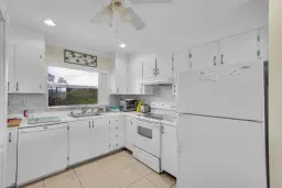 Picture of 9020 Sunrise Lakes Blvd 306, Sunrise, FL 33322