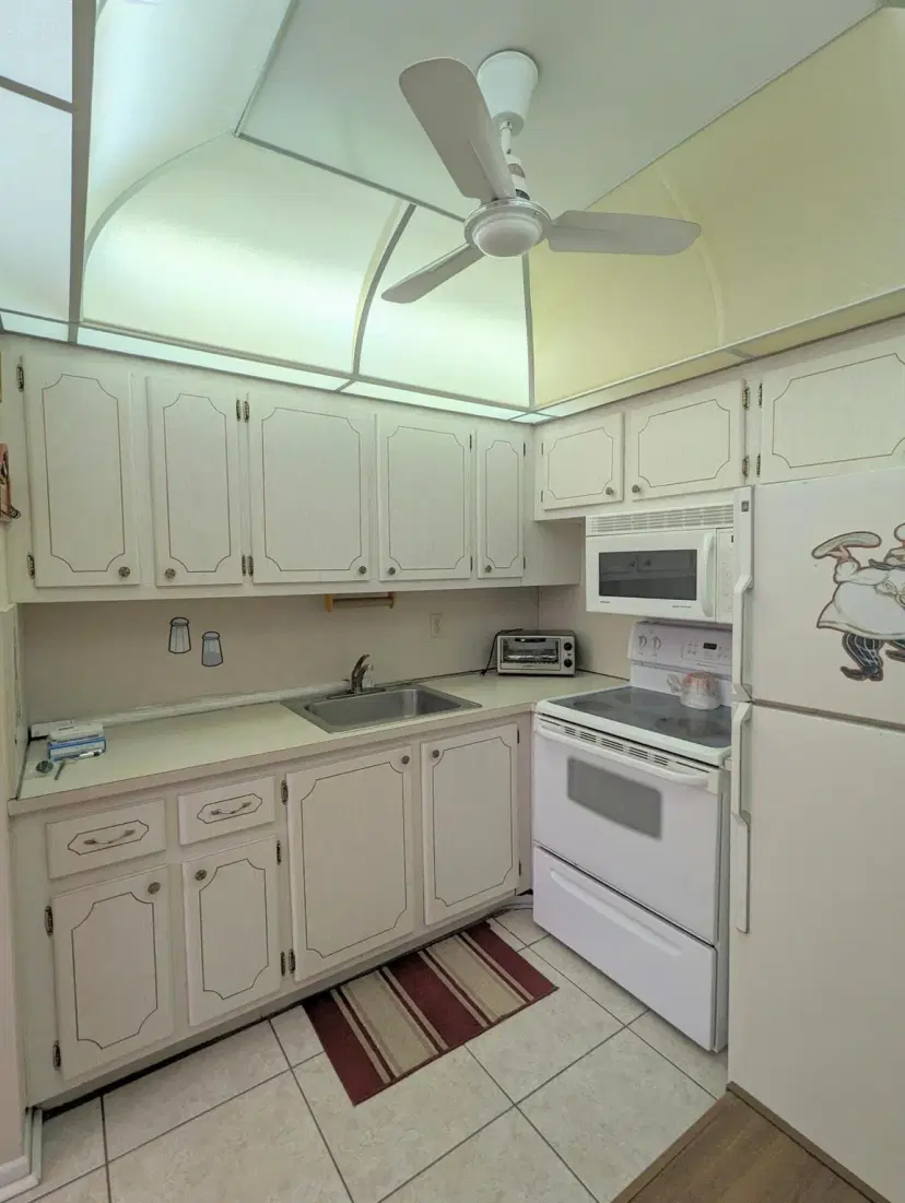 Picture of 113 Waltham E, West Palm Beach FL 33417