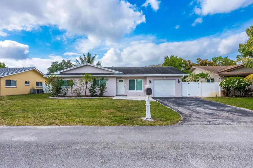 Picture of 3338 NW 69Th Street, Fort Lauderdale FL 33309