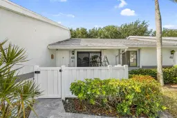 Picture of 2640 Gately Drive W 401, West Palm Beach, FL 33415