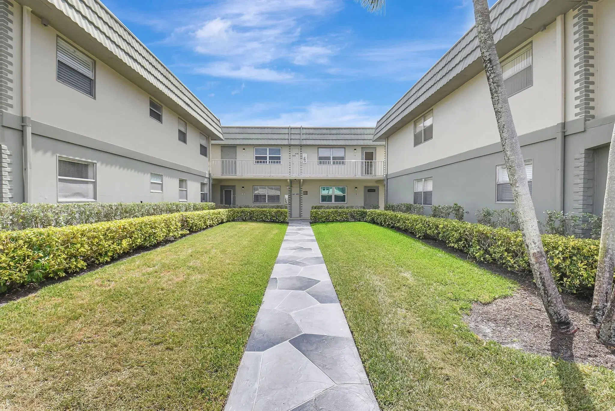 Picture of 582 Monaco M, Delray Beach, FL 33446