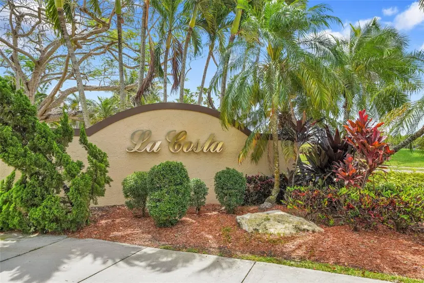 Picture of 16250 La Costa Dr, Weston FL 33326