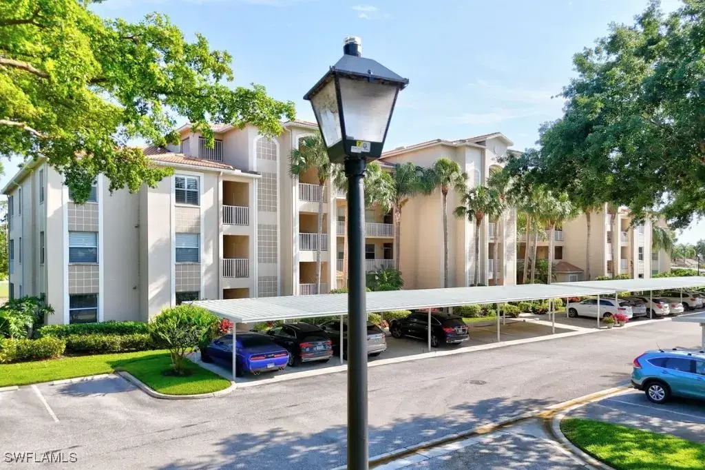 Picture of 8680 Cedar Hammock Cir 121, Naples, FL 34112