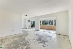 Picture of 16 Kings Rd A16, Naples, FL 34112