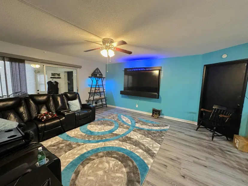 Picture of 306 S Circle Drive 104, Boynton Beach FL 33435